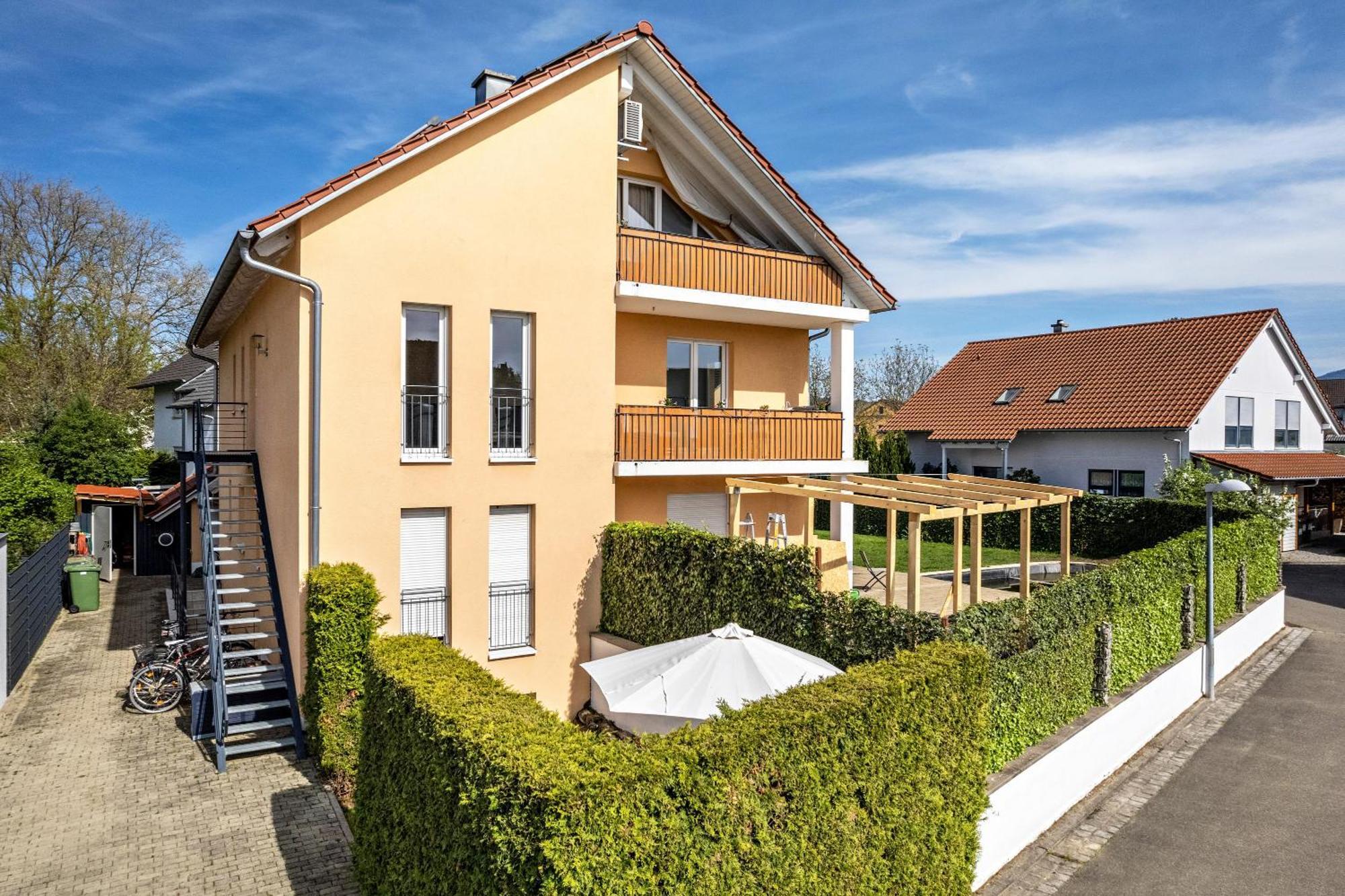 Ferienwohnung Lehen - Herr 2 Freiburg im Breisgau Exterior foto
